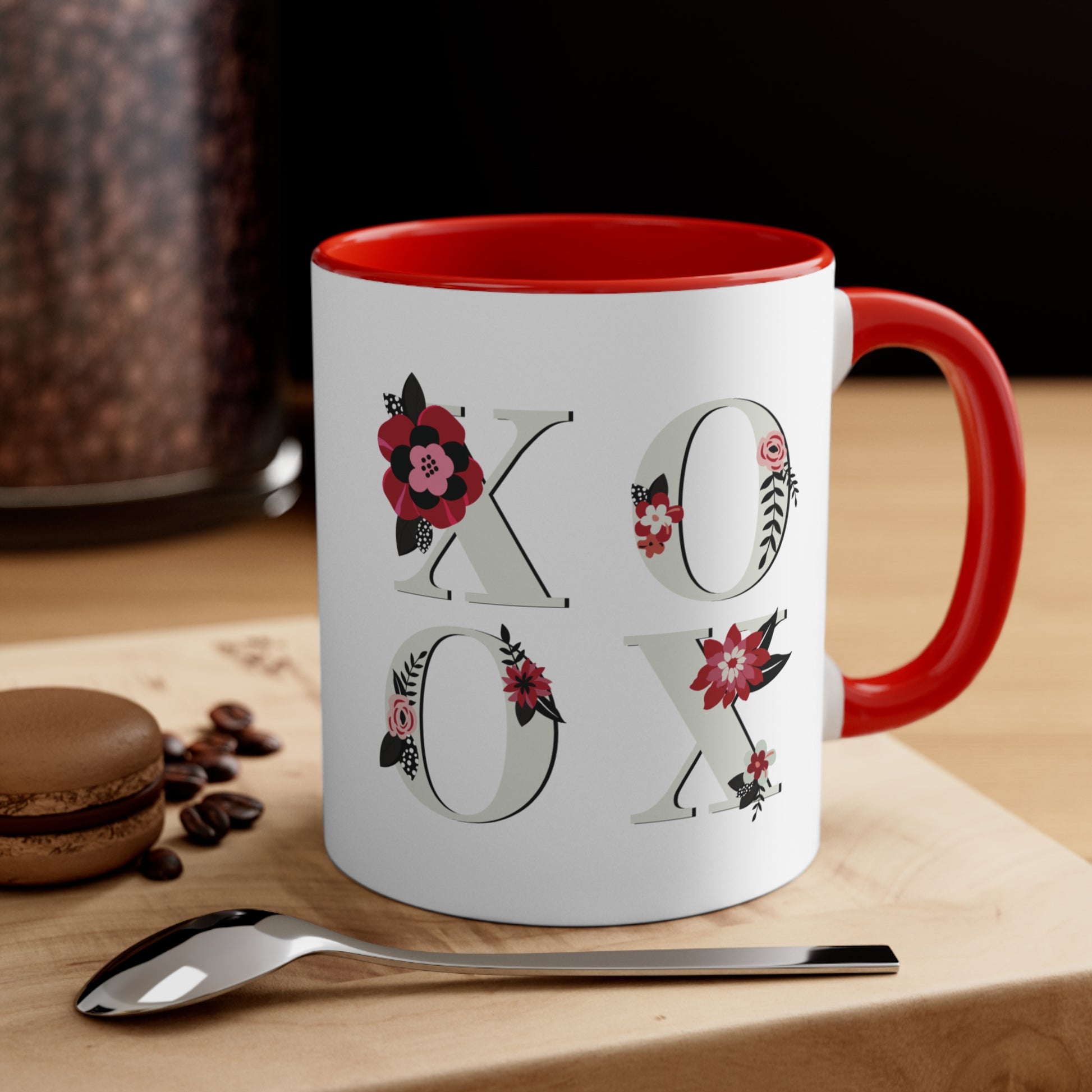 MOM XOXO 11oz ceramic accent coffee mug perfect for Mother's Day gift1